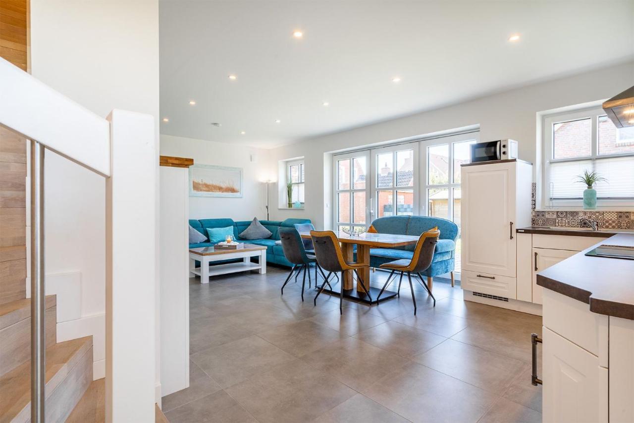 Ferienhaus Maira, Mit Garten Und Sauna Greetsiel Bagian luar foto